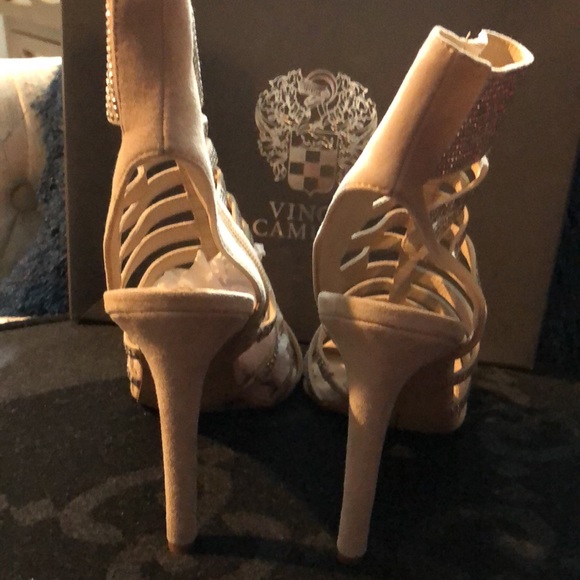 Vince Camuto Shoes - Vince Camuto Excellent condition